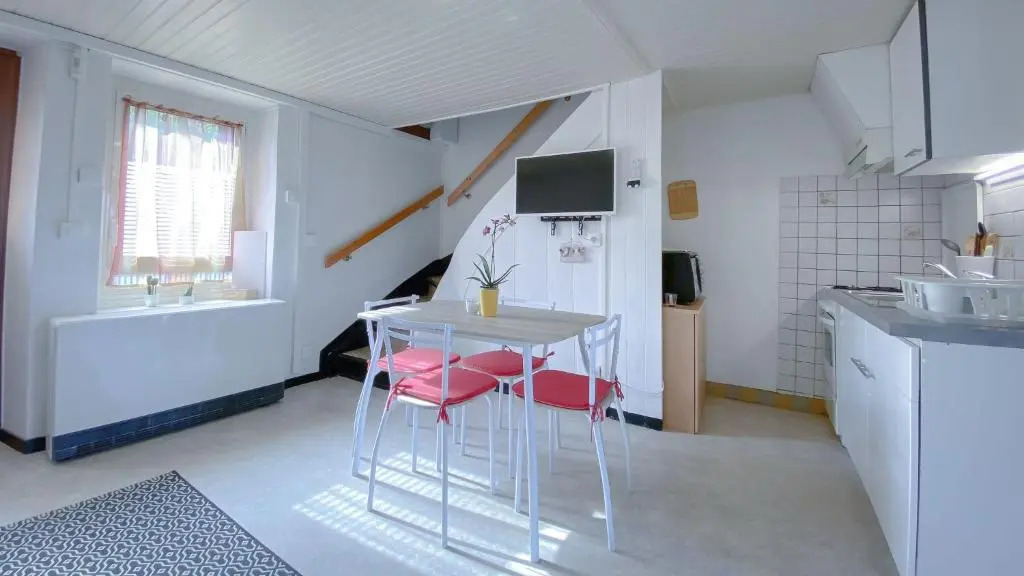 Le petit nid à Viry