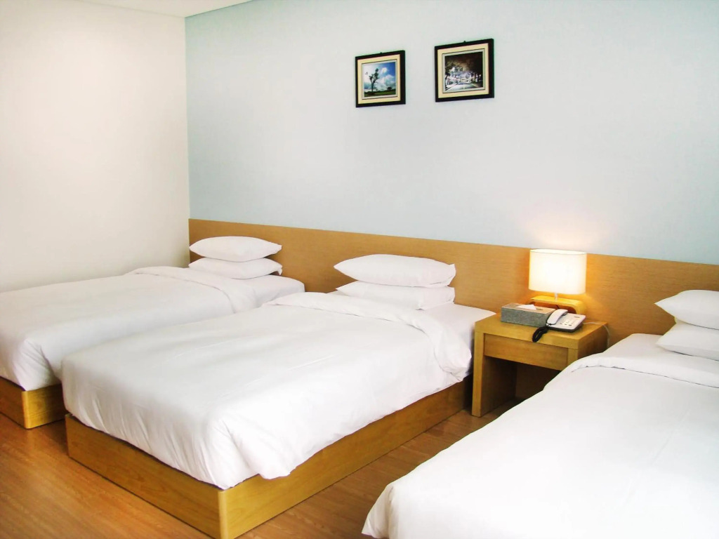 YOUUS Hotel