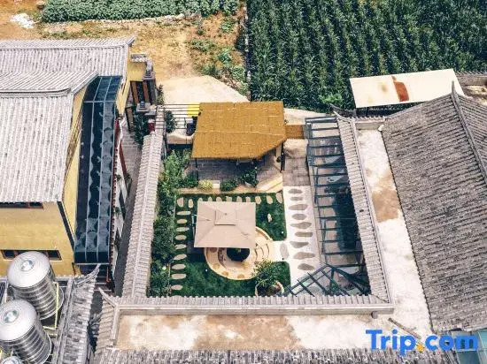 Shaxi Fansu Ancient Town Countryside Life B&B