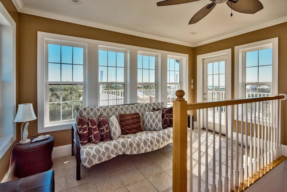 Blue Sky 4 Bedroom Holiday Home by Five Star Properties