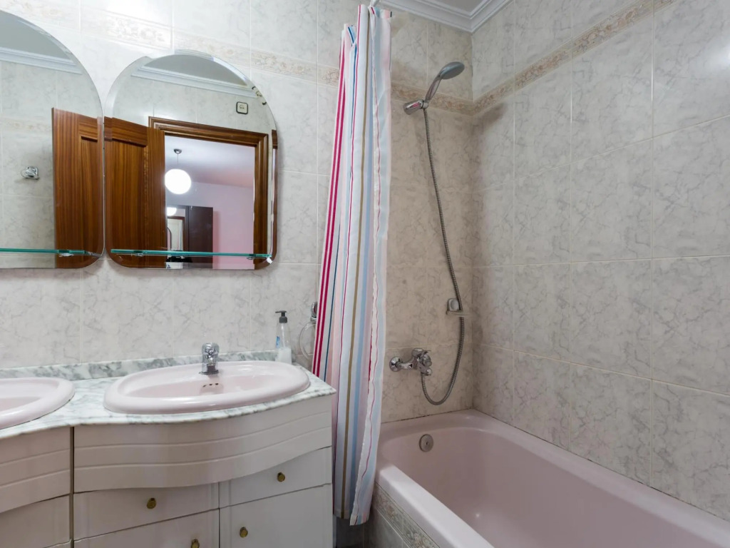 Genteel Home Albareda