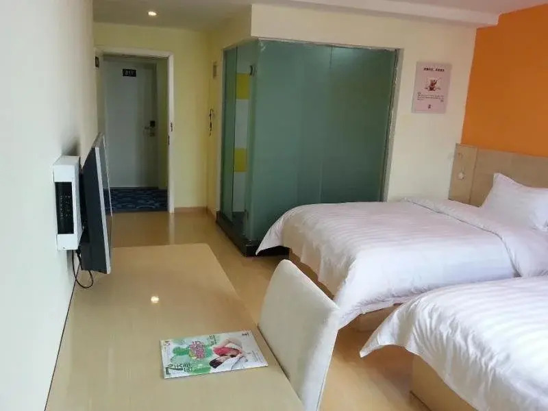 7 Days Inn Sanhe Yanjiao WalMart Branch