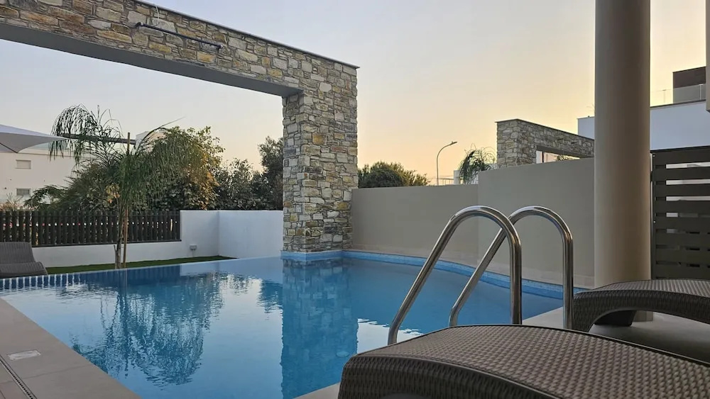 146 3 AN - Stay Oasis Luxury Villa