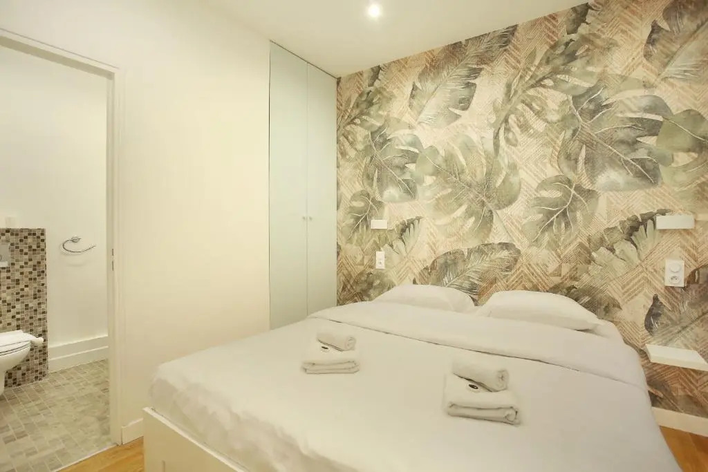Tracy apartment