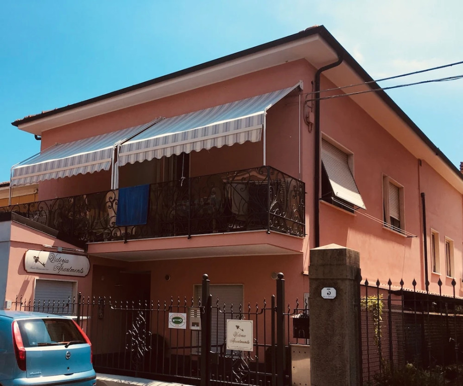 Victoria Apartments