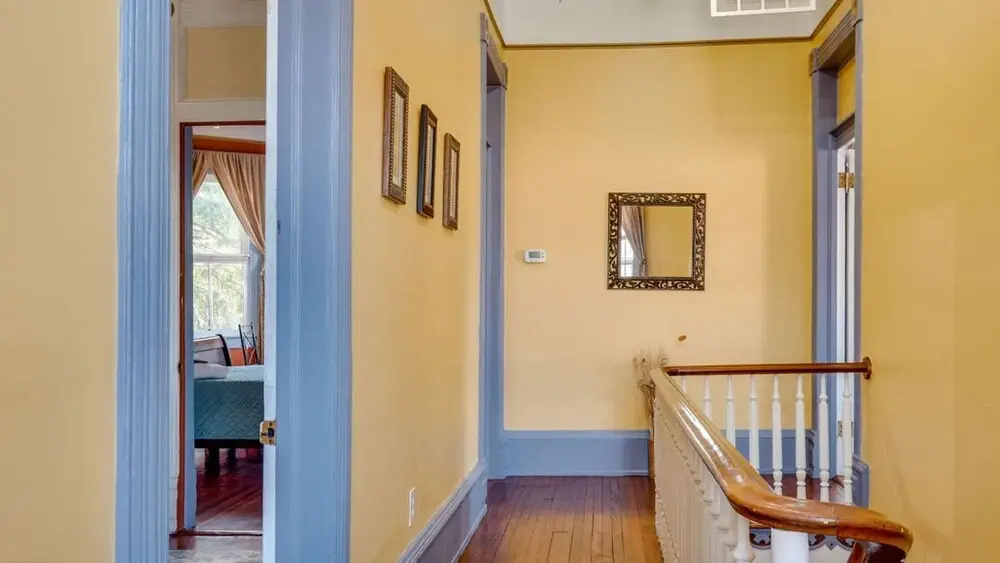 Forsyth Park 2 Bedroom Beauty