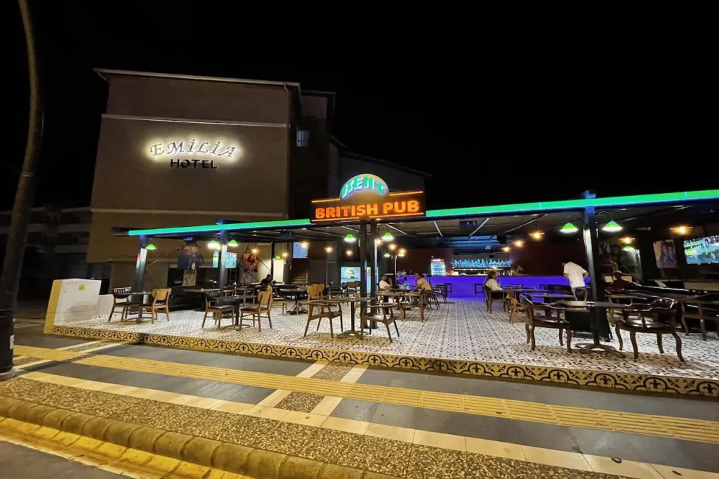 Emilia Hotel