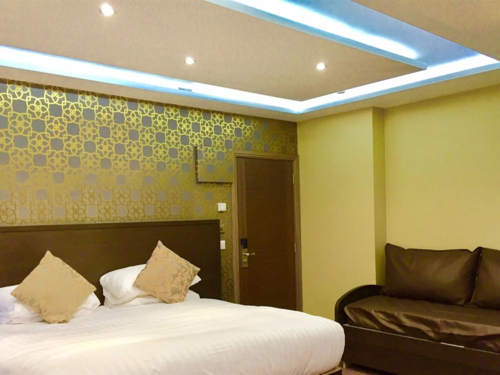 Grainger Apartments