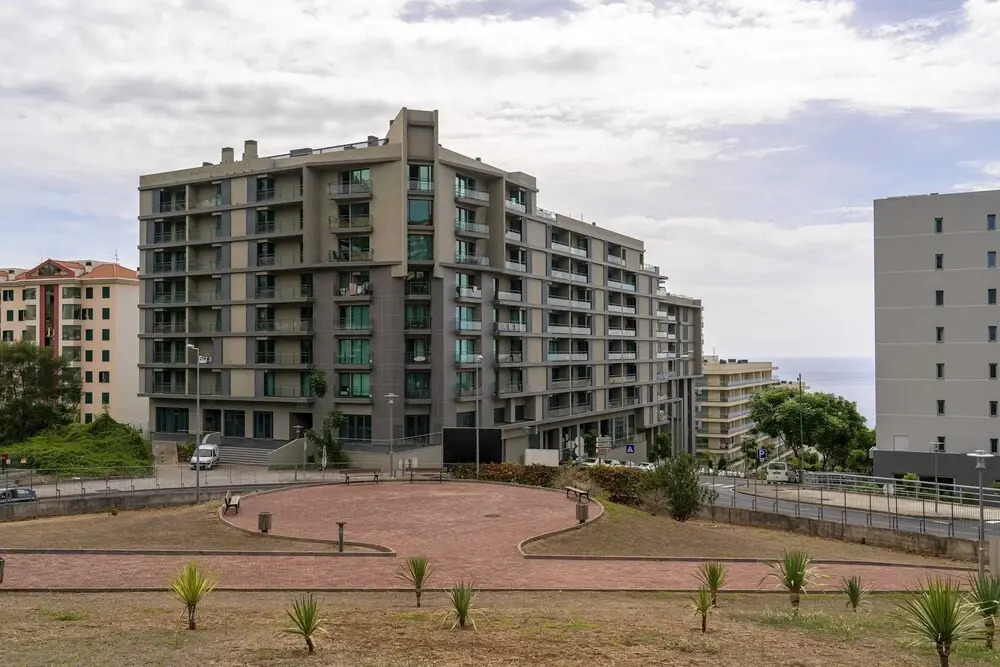 Apartment With Pool and Gym, Piornais Residence I