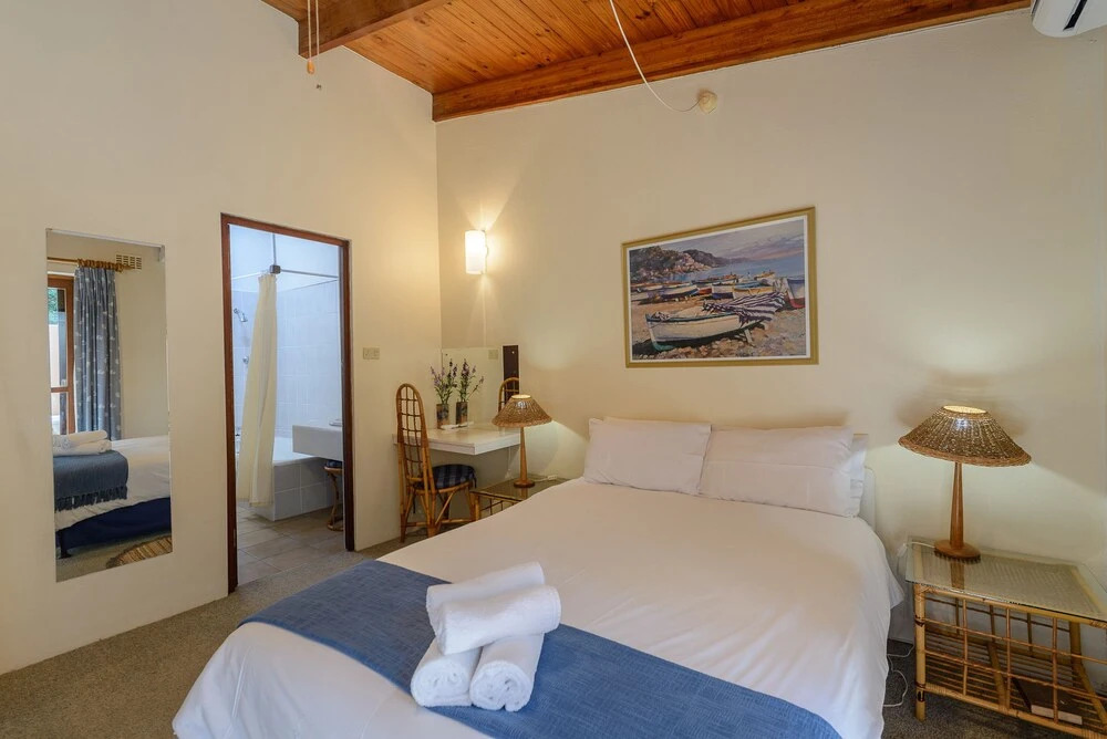 San Lameer Villa Rentals  2847