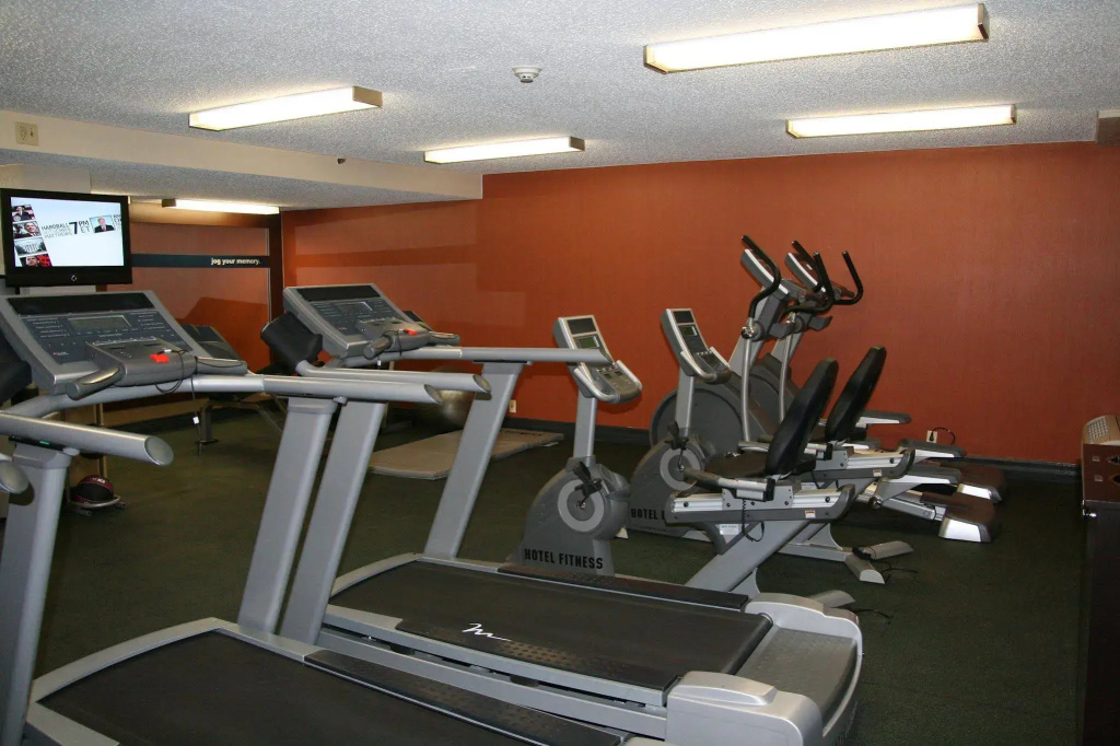 Holiday Inn Express - Newark Airport - Elizabeth by IHG