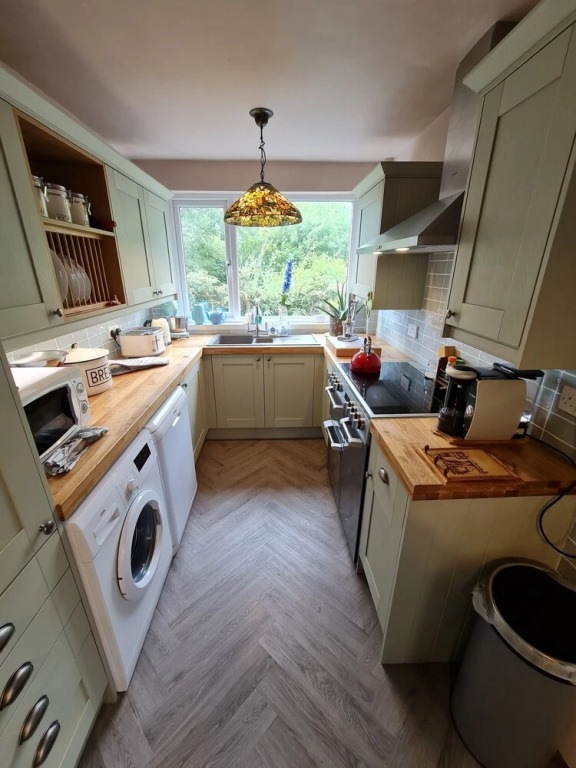 A Cosy Three Bedroomed Cottage in Leafy Embleton