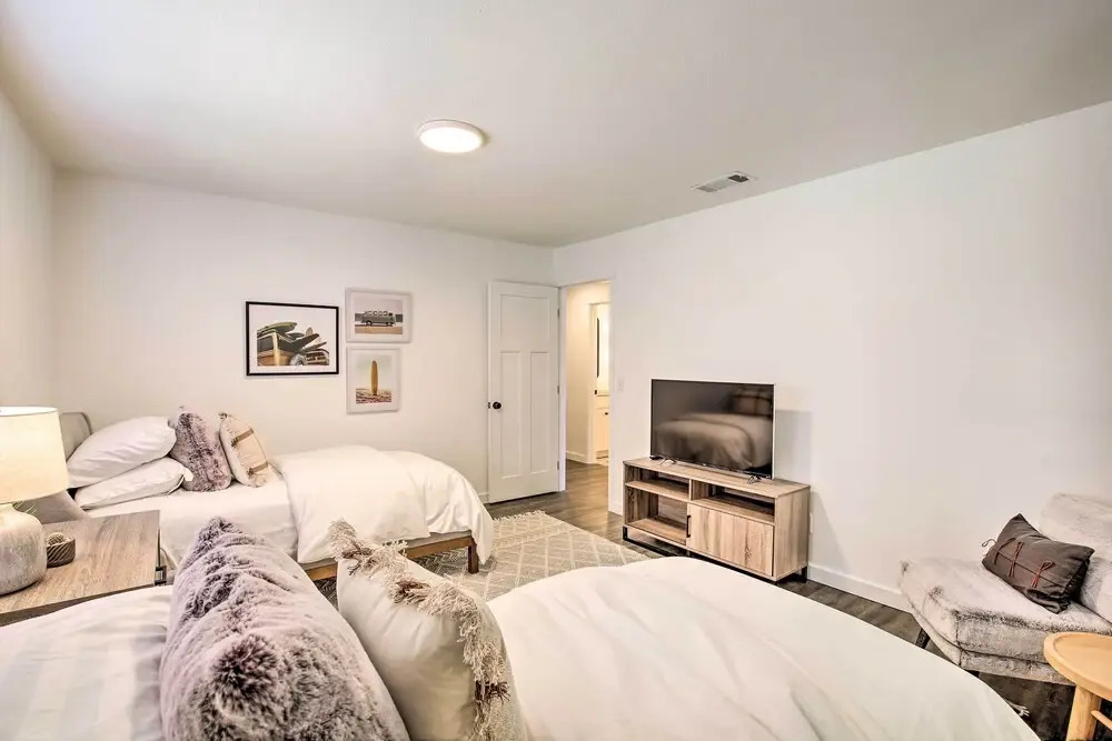 Palm Desert Escape w/ Patio, Grill & Fire Pit
