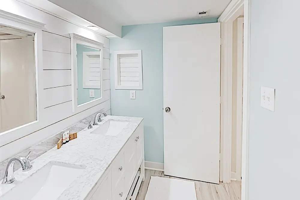 Lavish Villa at South Beach Marina condo