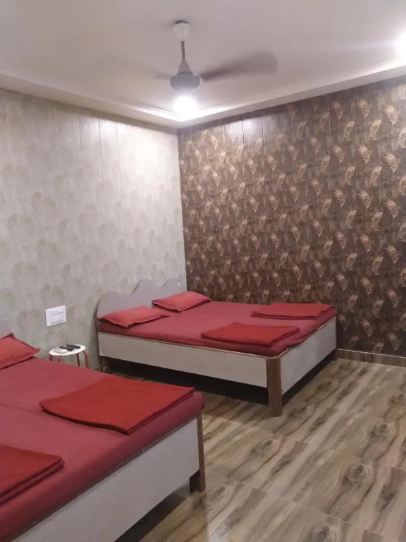 Royal Hotel