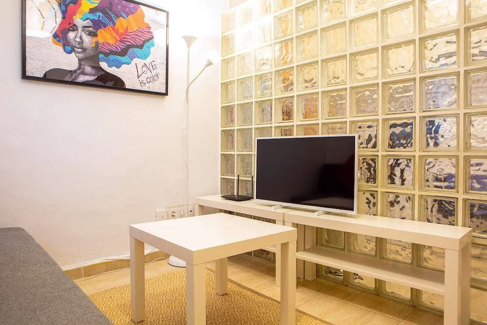 Cosy 1bed Apt in Madrid, 5mins to Metro