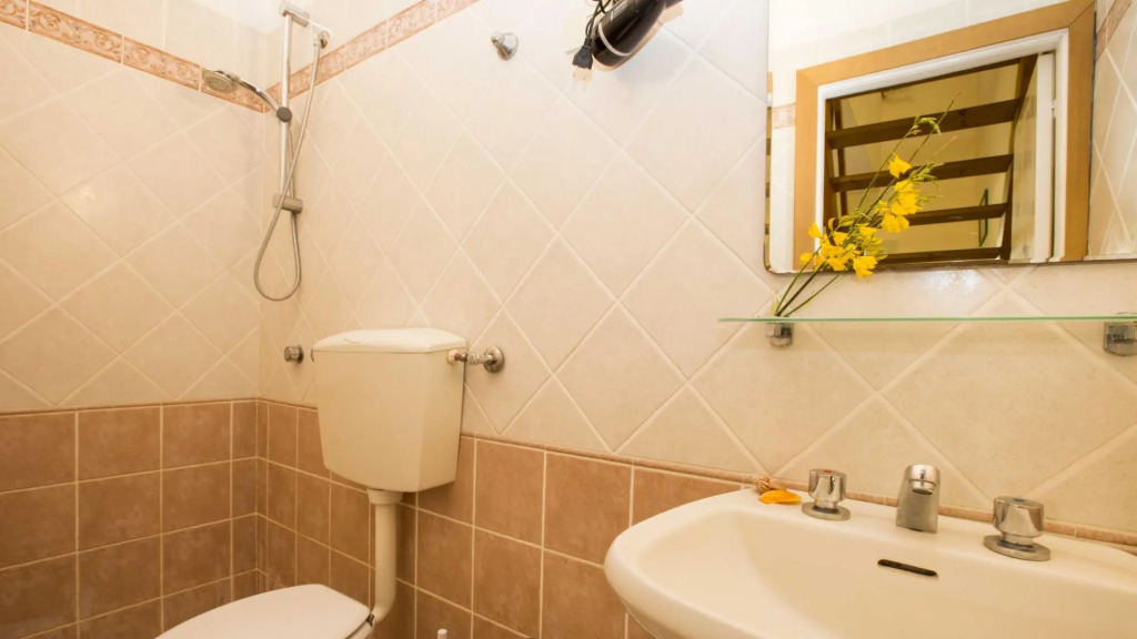 Apartment 5 Fetovaia, just 300 meters from the beach with private parking space-FETOVAIA BILO 5