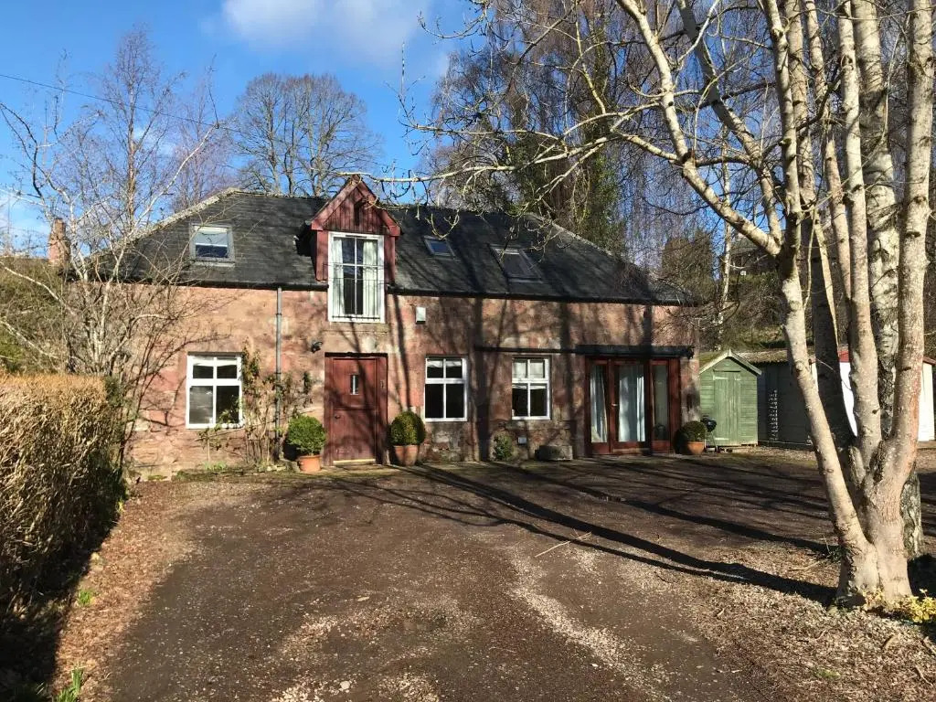 Riverlea Coach House