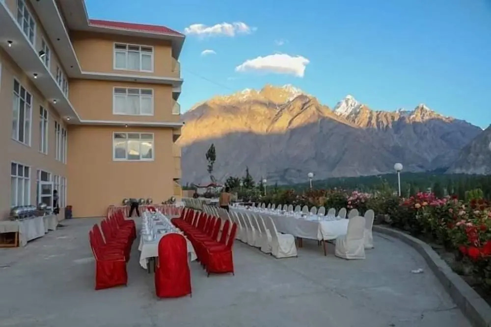 Hotel Mashabrum