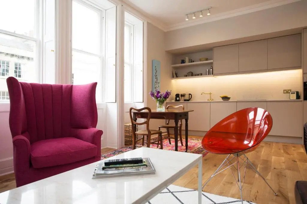 1 Bed Georgian Apartment in Bath City Centre