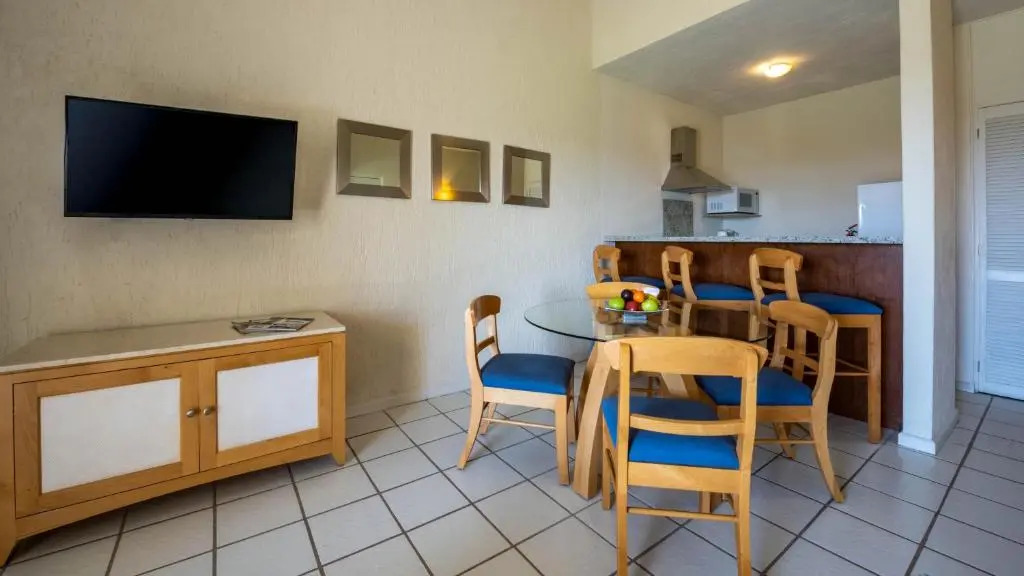 Park Royal Homestay Los Cabos