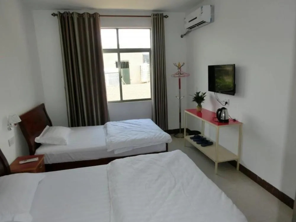 Memory in the Bottle Inn (Weizhou Island Dishui Danping)