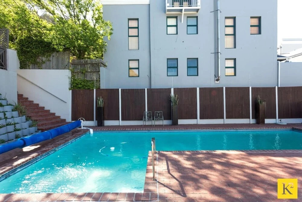 Eclectic Apartment in the Bustling De Waterkant 209 DWP