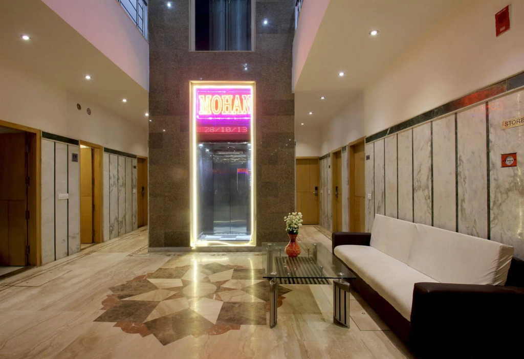 FabHotel Station 3