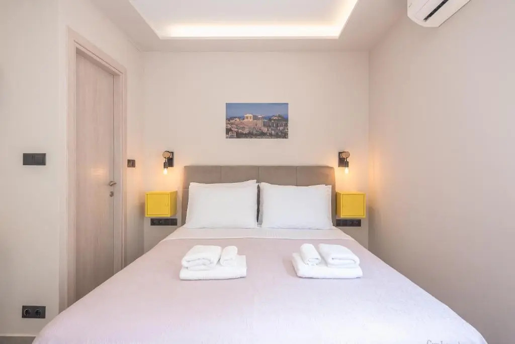 ✰Bright, renovated, spacious and cosy studio✰