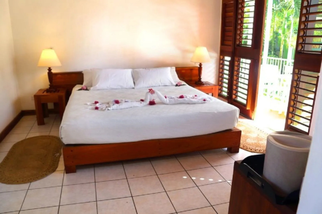 Negril Palms