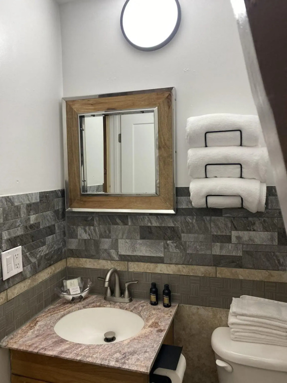 Cinnamon Bear Inn