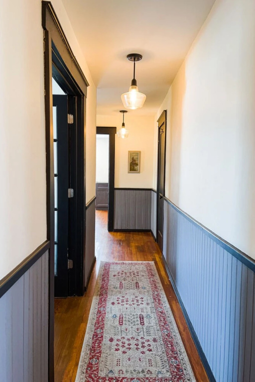 The Pub with Private Yard & Parking, Near the Falls & Casino by Niagara Hospitality