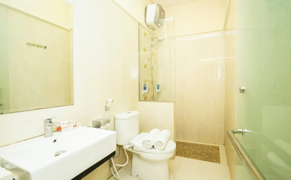OYO 272 M Suite Homestay