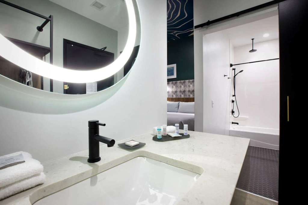 TRYP by Wyndham Pittsburgh/Lawrenceville