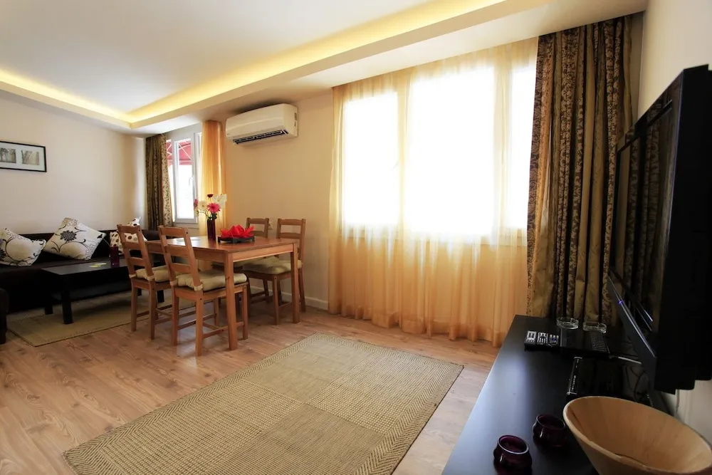Alsancak City Hostel