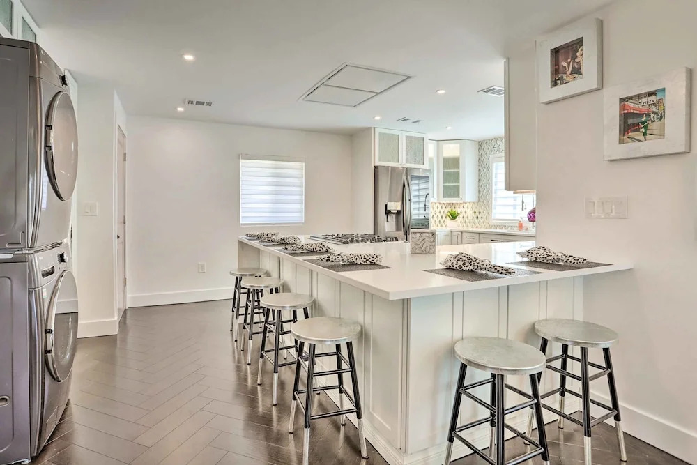 Denver Retreat w/ Yard ~ 4 Mi to Downtown!