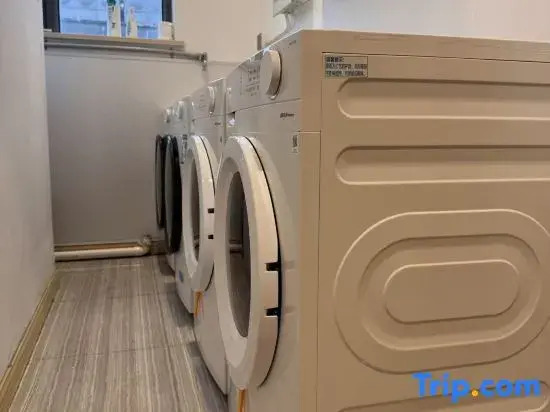 Stream Hotel