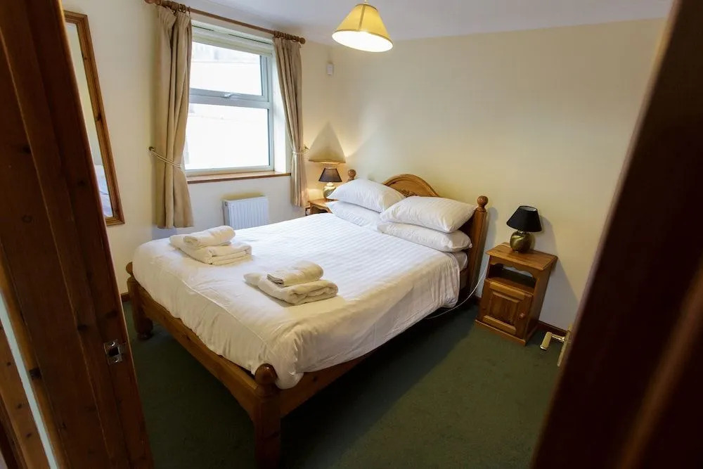 Tregurrian Villas