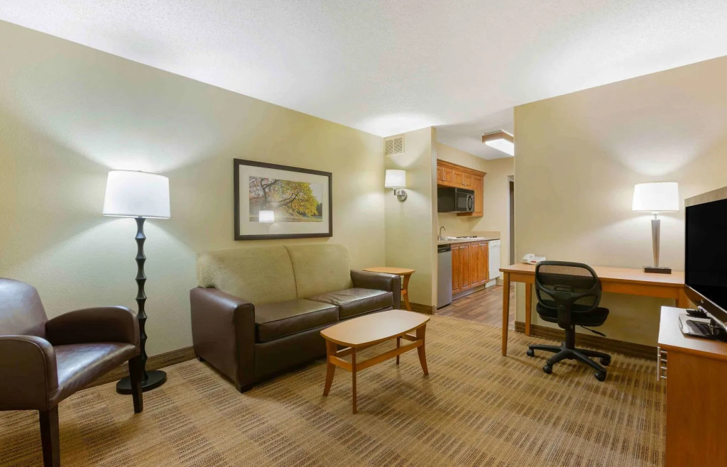 Studio 6 Extended Stay Findlay Tiffin Avenue OH