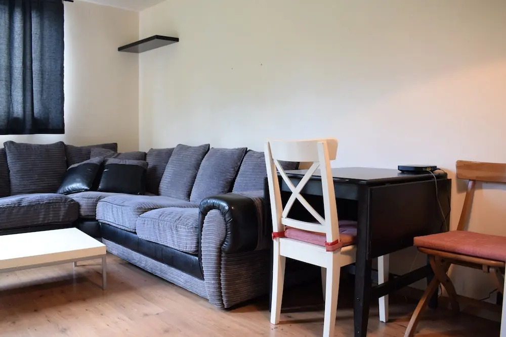 Greenwich 2 Bedroom Apartment