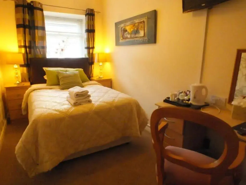 Bluebird Lodge