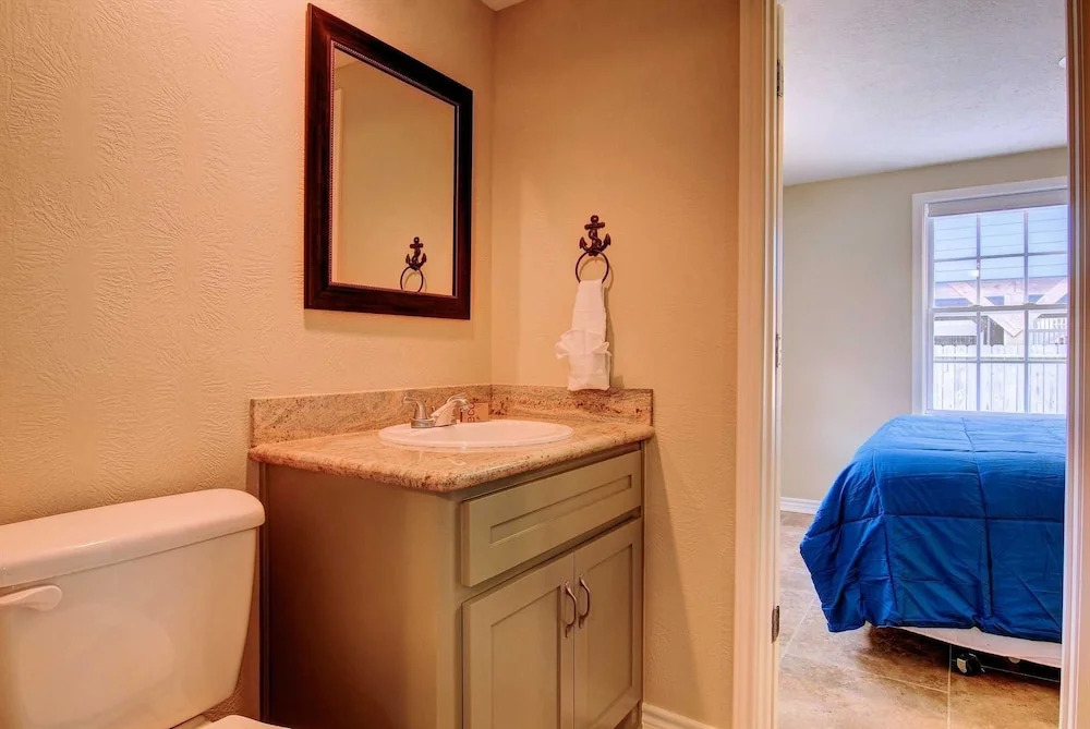Royal Palm Retreat - 4 Br Home