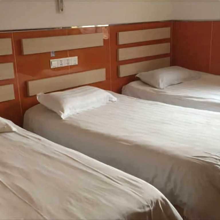 Huali Hotel