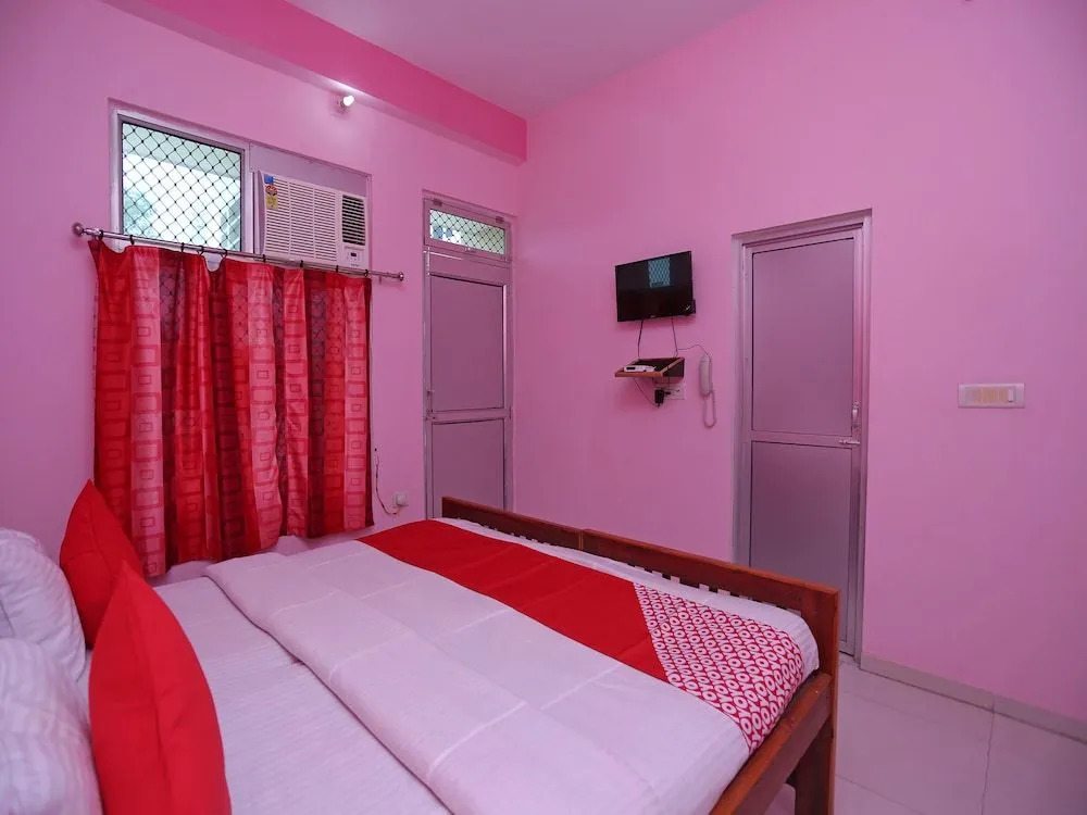 OYO 18324 Sahani Guest House