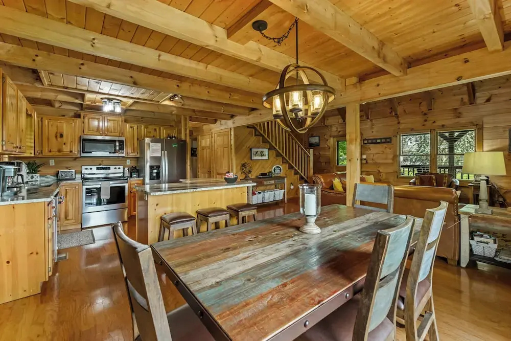 Cabin w/ Hot Tub, Theater & Games!