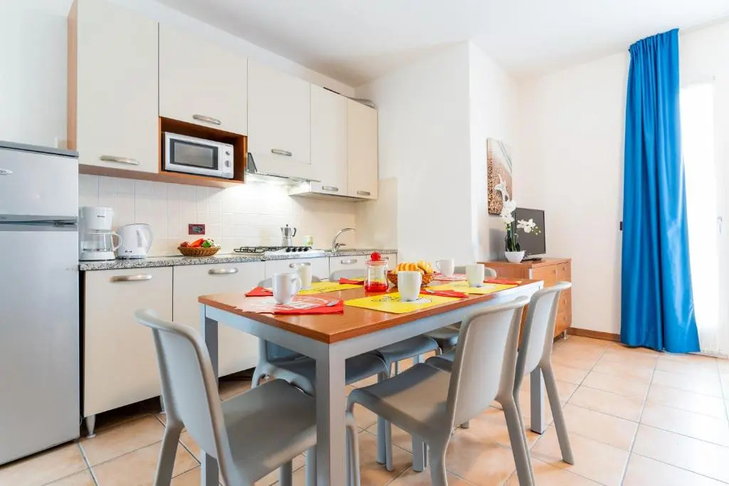 Villaggio Ai Pini Lido Altanea