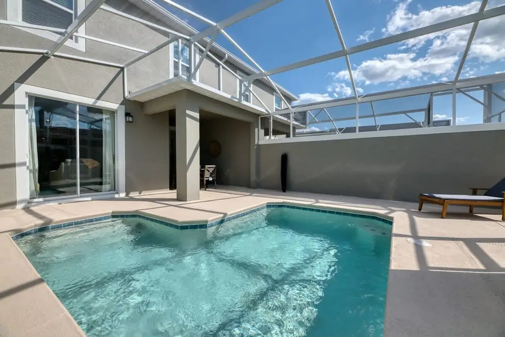 Modern Villa-themed Bedrooms Private Pool Prime Location