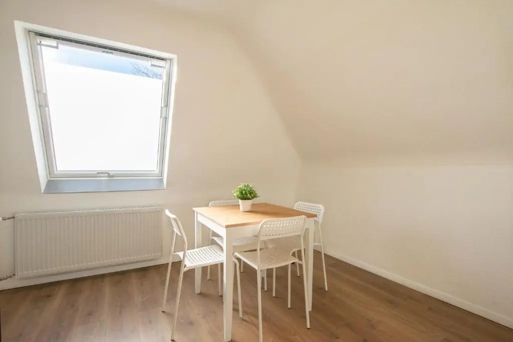 T&K Apartments - Studio Apartments - 22 min MESSE DUS & Airport DUS