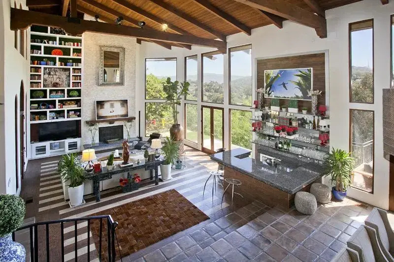 Hillview Spanish Villa