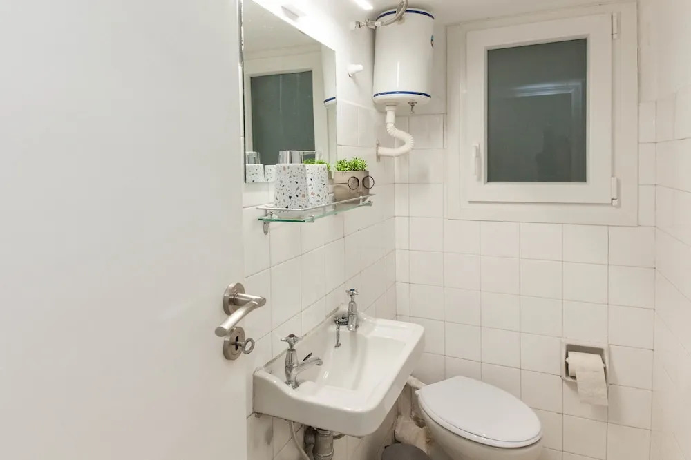 Shades of Athens